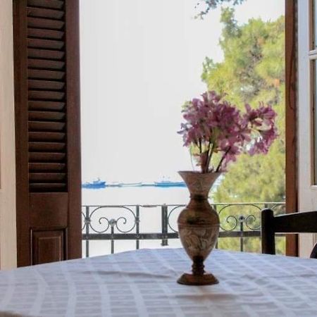 Στρατής Lejlighedshotel Nea Michaniona Eksteriør billede